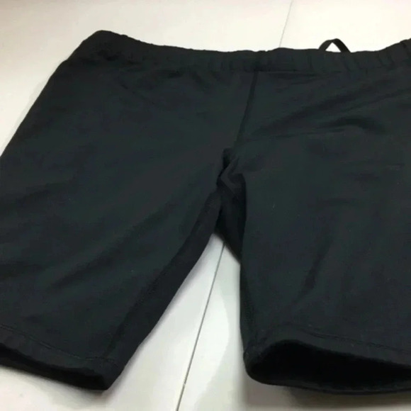 Kswiss   ladies  body shorts  L​ - Picture 5 of 16